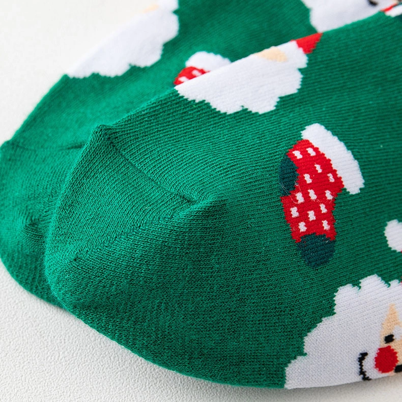 Factory Custom Durable Soft Cozy MIDI Christmas Socks Warm Thick Cotton Socks